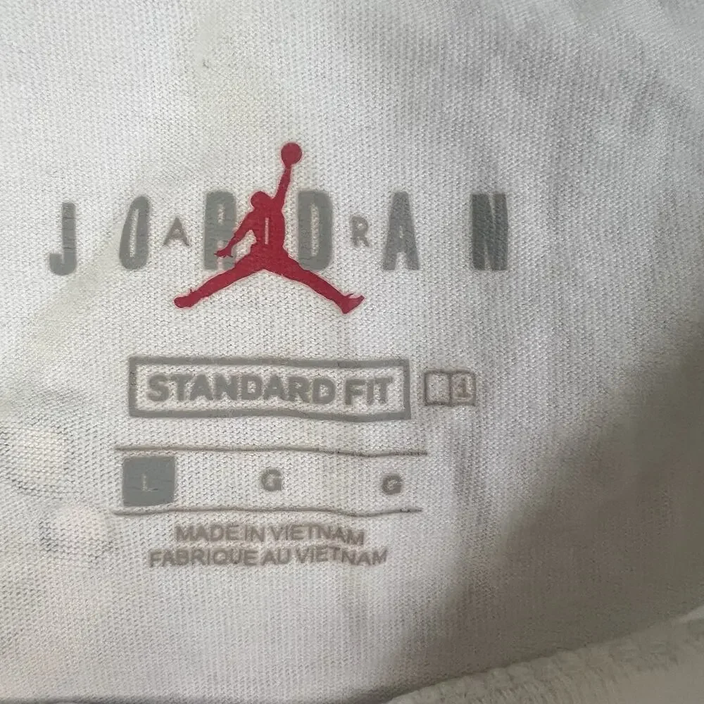 Air Jordan Keychain White Crew Tee Shirt Men L Retired Cotton